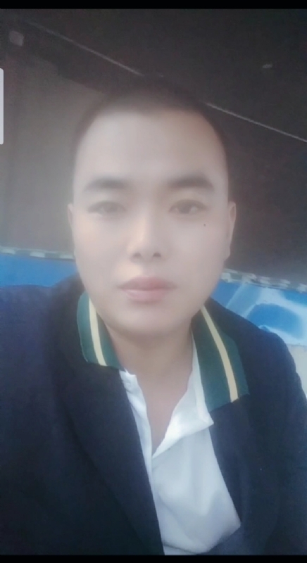 阳光男孩的第一张照片--汕头相亲服务中心