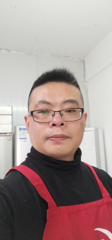 努力奋斗的第一张照片--汕头相亲服务中心