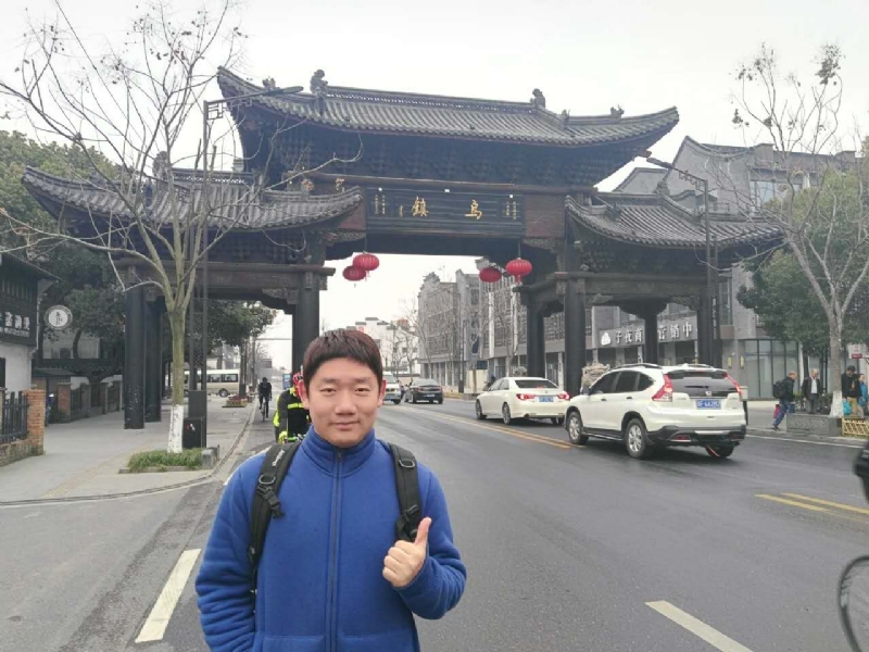 秋风秋雨的第一张照片--汕头相亲服务中心