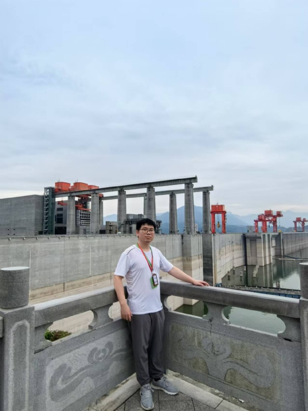 xhfsx的第一张照片--汕头相亲服务中心