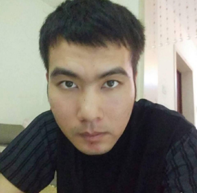 哭泣的小三的第一张照片--汕头相亲服务中心