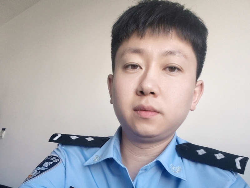 峻仔的第一张照片--汕头相亲服务中心