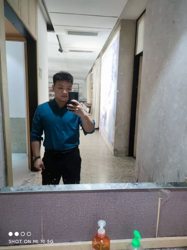 JCY的第二张照片--汕头相亲服务中心