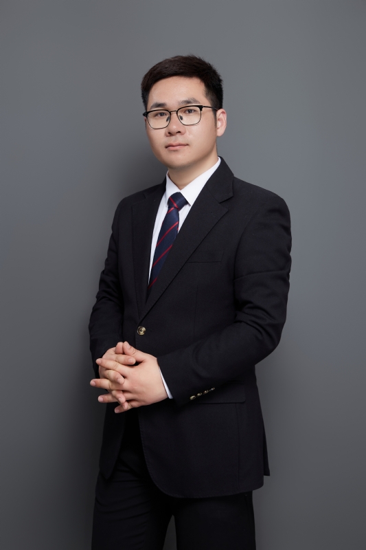 认真的第二张照片--汕头相亲服务中心