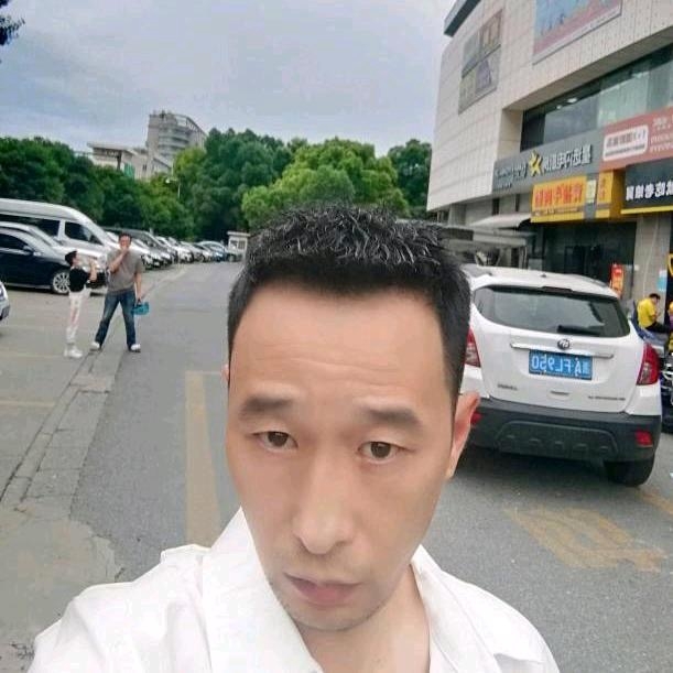 小林的第一张照片--汕头相亲服务中心