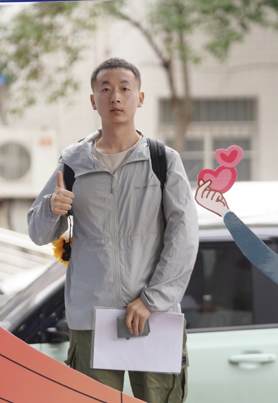 当下的第一张照片--汕头相亲服务中心