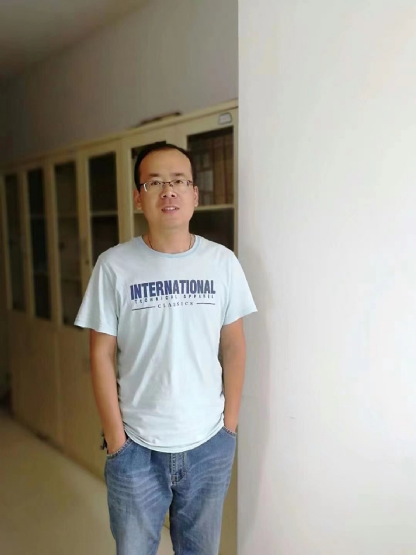 黄土麦田的第一张照片--汕头相亲服务中心