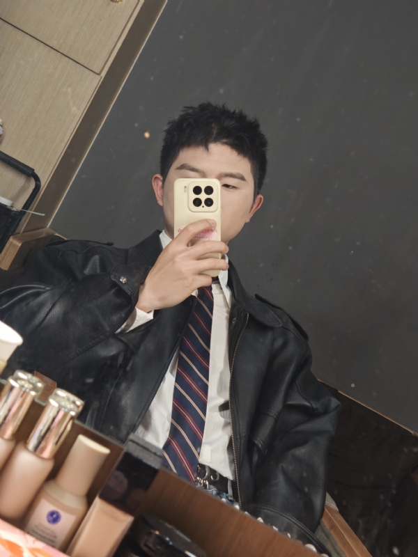 郝天翔的第一张照片--汕头相亲服务中心