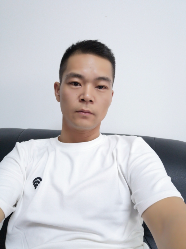 东东的第一张照片--汕头相亲服务中心