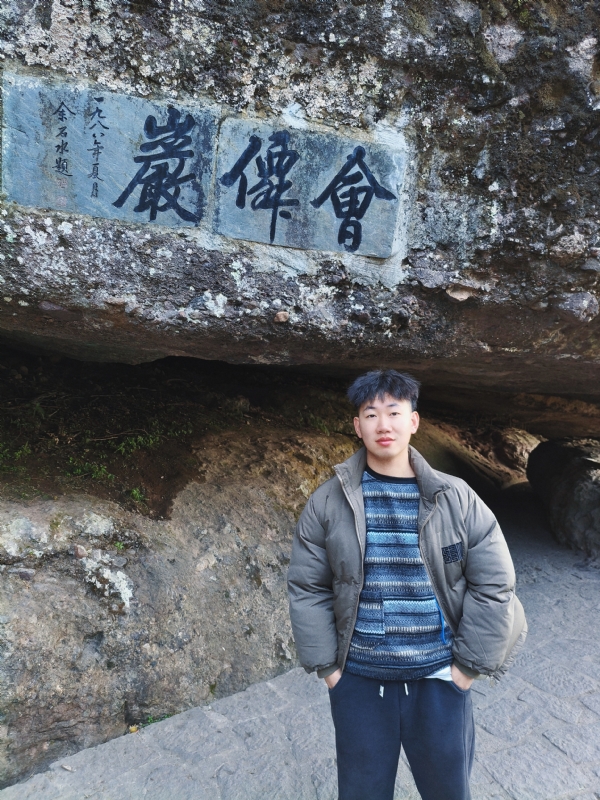 帅邓拖网速的第二张照片--汕头相亲服务中心