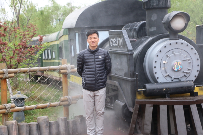 晴天的第一张照片--汕头相亲服务中心