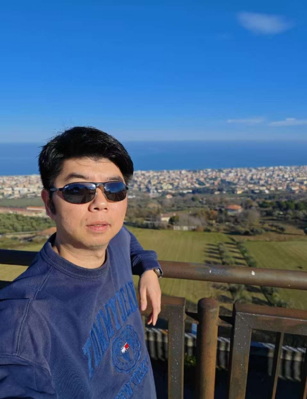 平心静气的第一张照片--汕头相亲服务中心