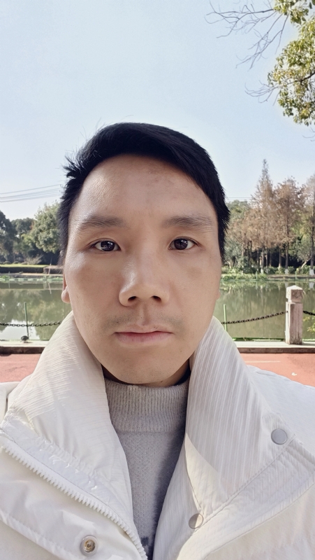 郑启新程的第一张照片--汕头相亲服务中心