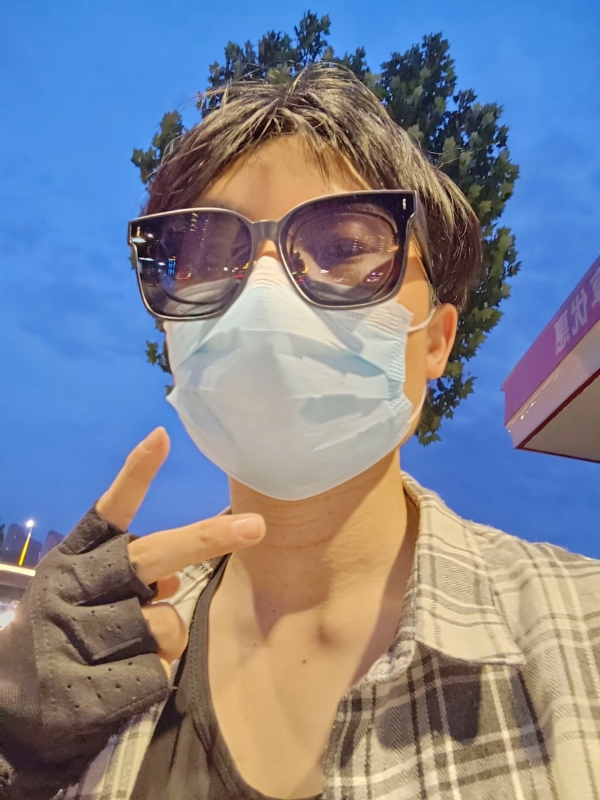 俊哒哒哒的第二张照片--汕头相亲服务中心