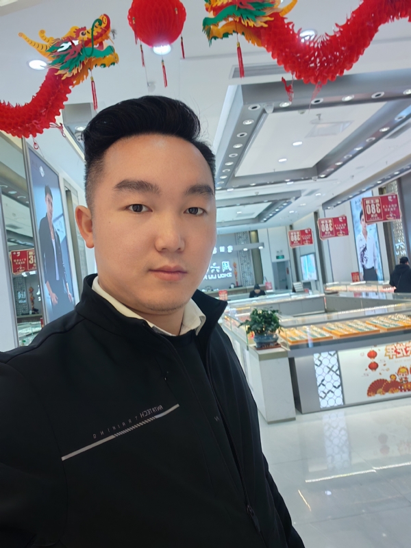 龍鳯壹生美的第一张照片--汕头相亲服务中心