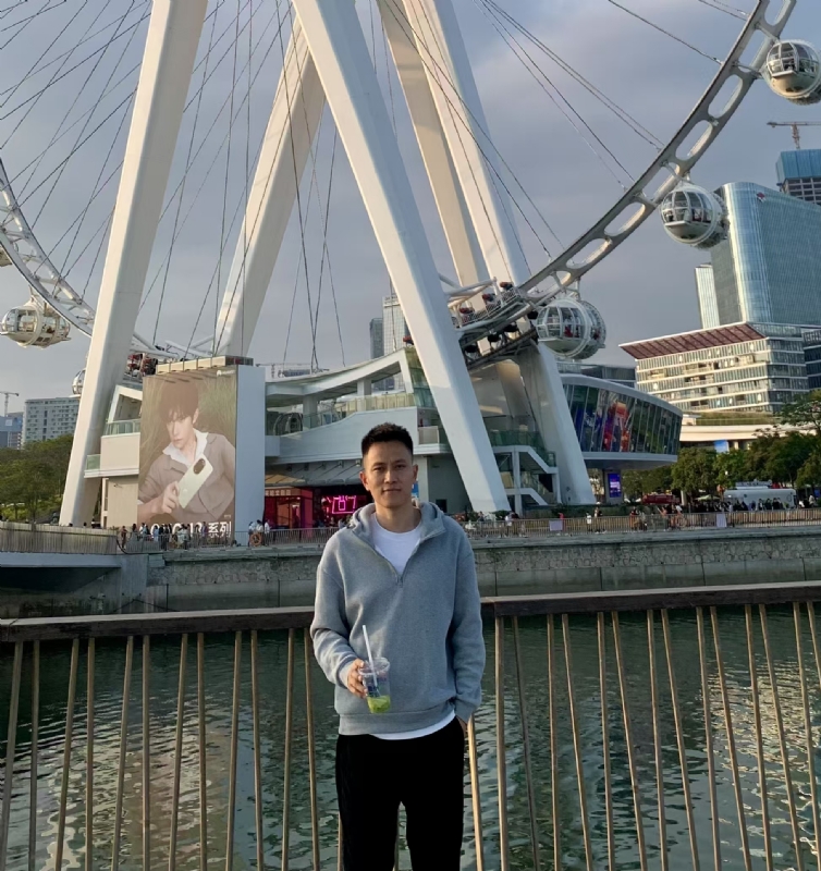 守望者的第一张照片--汕头相亲服务中心