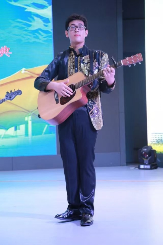 一叶知秋ZG的第一张照片--汕头相亲服务中心