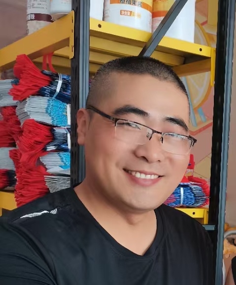 乐陶陶的第二张照片--汕头相亲服务中心