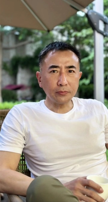 厚德载福的第一张照片--汕头相亲服务中心