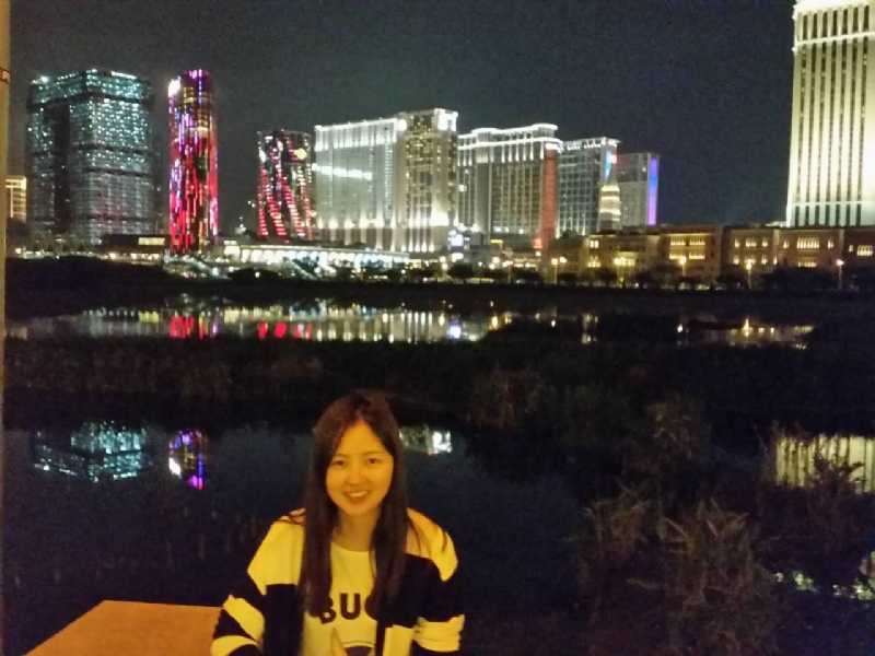 yyhere的第一张照片--汕头相亲服务中心