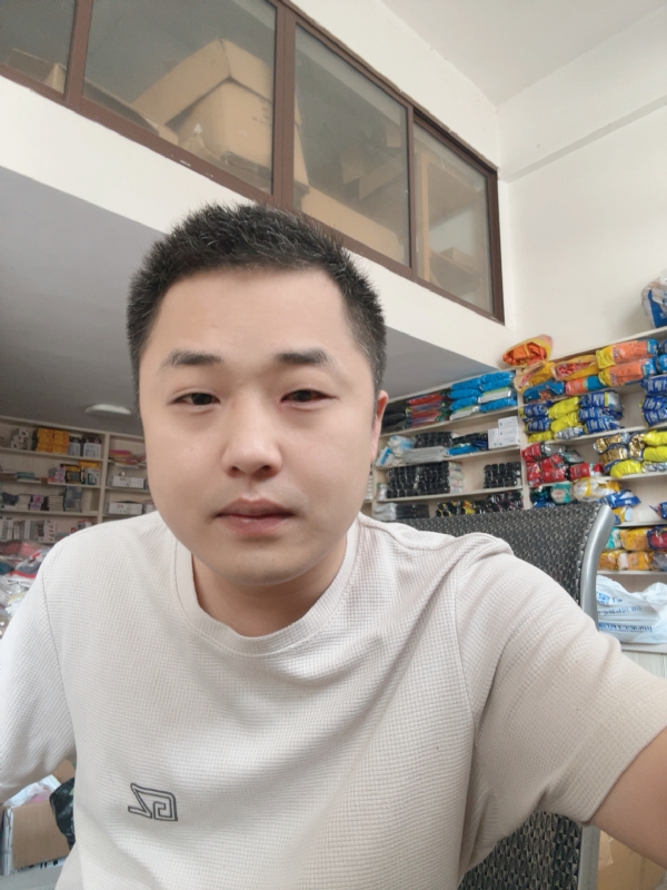 五是五的第三张照片--汕头相亲服务中心