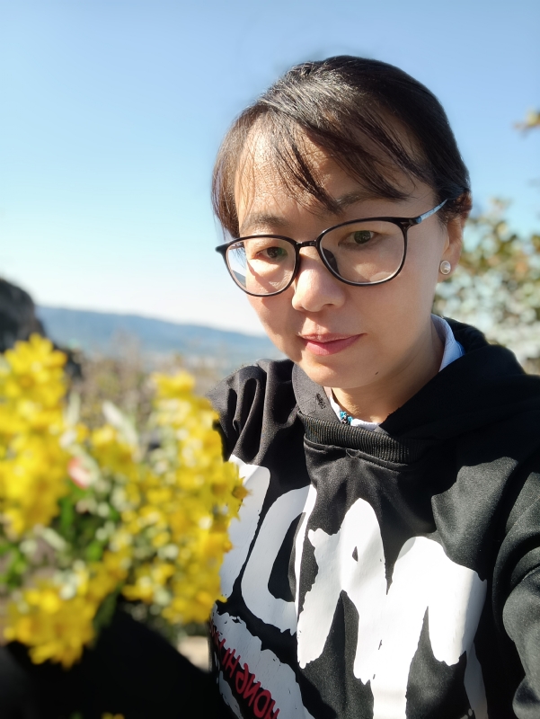 丽丽的第一张照片--汕头相亲服务中心