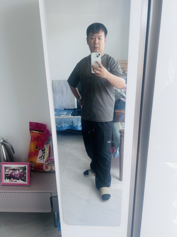 黄先生的第一张照片--汕头相亲服务中心