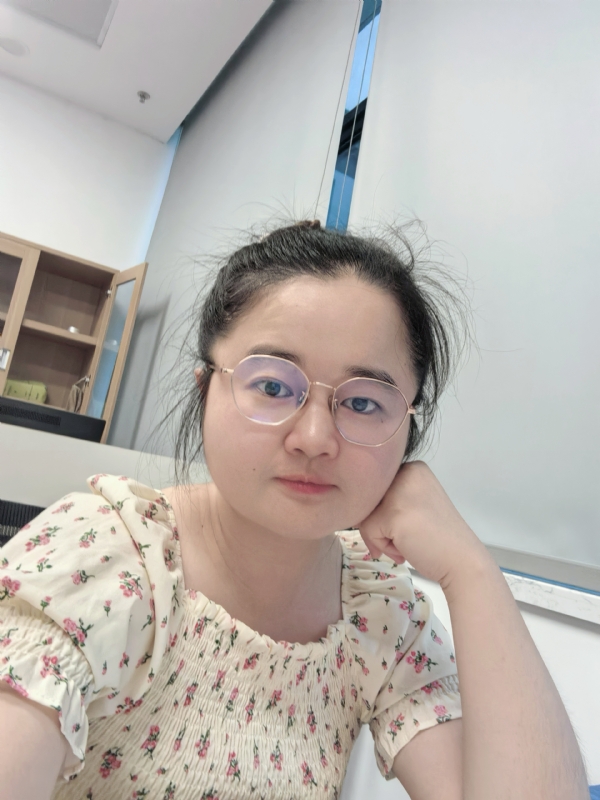 盼盼的第一张照片--汕头相亲服务中心