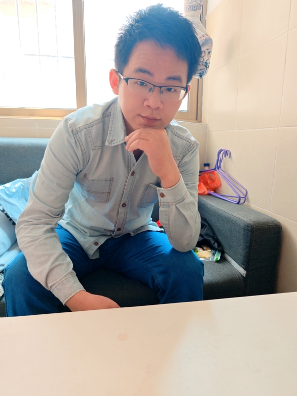 红尘一粟的第一张照片--汕头相亲服务中心