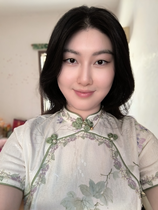 梅莱的第一张照片--汕头相亲服务中心