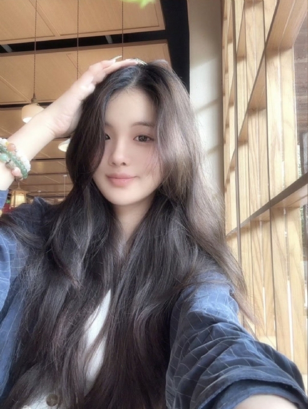 ChanBecky的第一张照片--汕头相亲服务中心