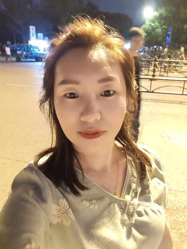 最美的期待的第一张照片--汕头相亲服务中心