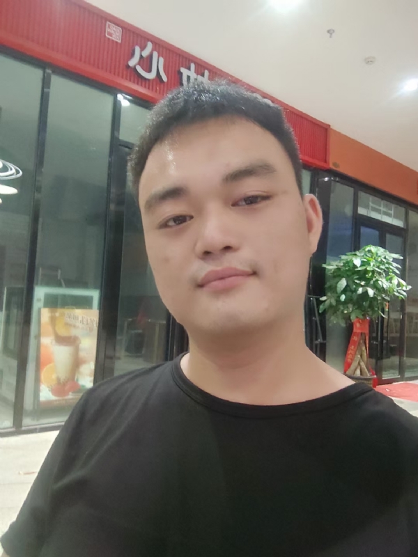 寻找另一半的第一张照片--汕头相亲服务中心