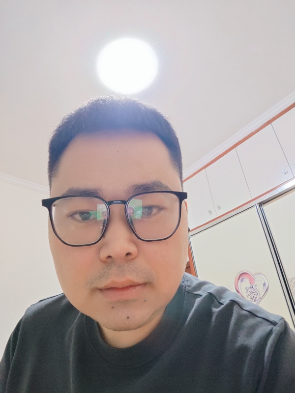 路飞的第一张照片--汕头相亲服务中心