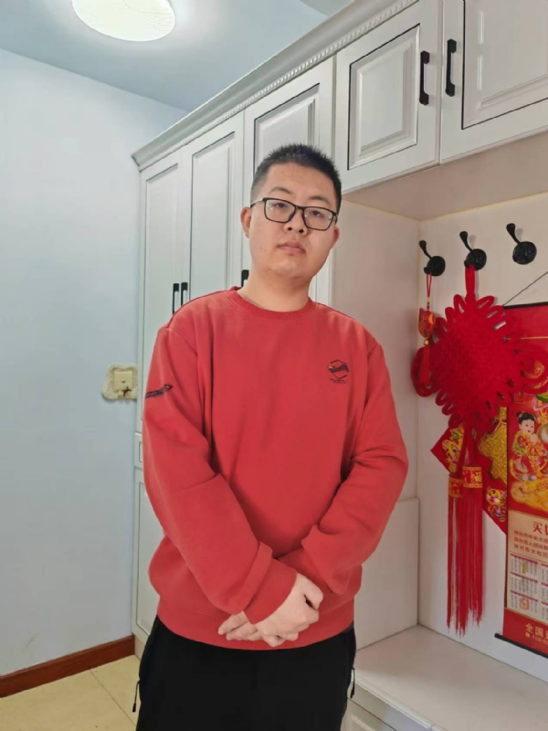 智慧的小胖的第一张照片--汕头相亲服务中心