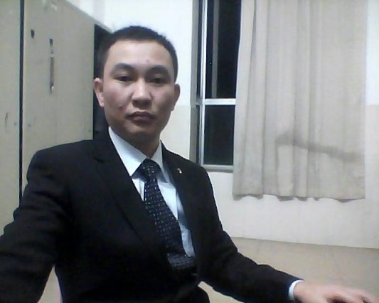 诚恳的大叔的第一张照片--汕头相亲服务中心