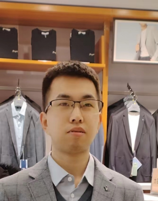 吴桐的第一张照片--汕头相亲服务中心