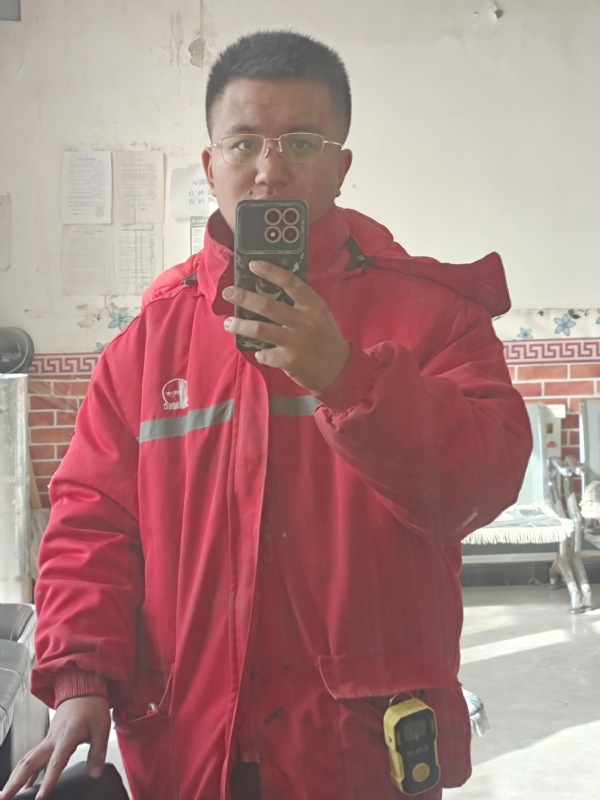 鹤某的第一张照片--汕头相亲服务中心