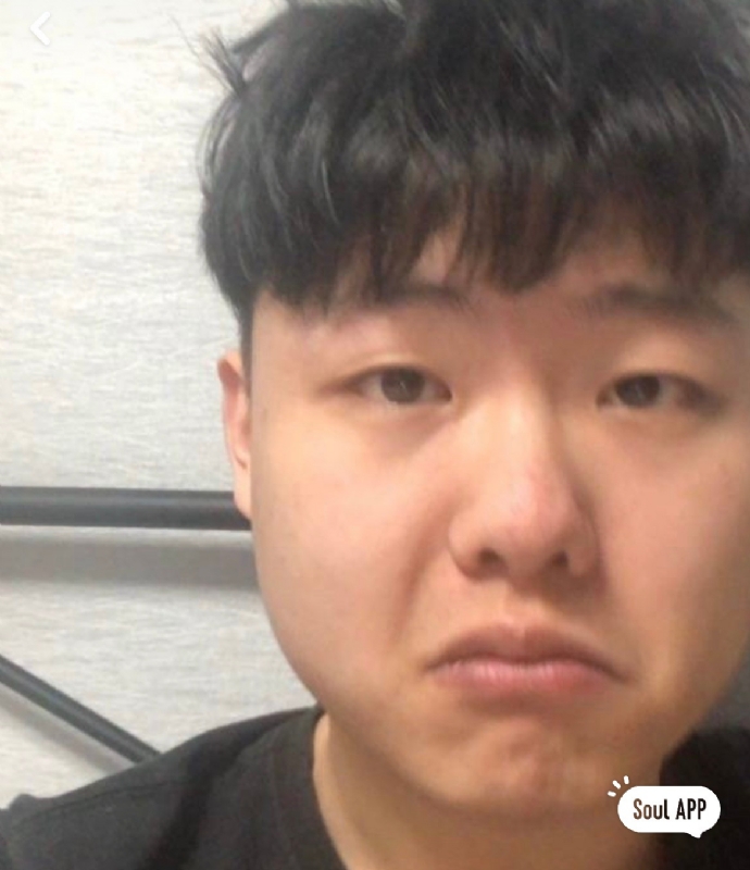 方方正正的第一张照片--汕头相亲服务中心