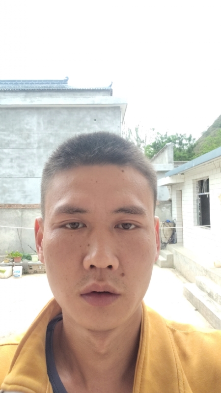 简单点的第一张照片--汕头相亲服务中心