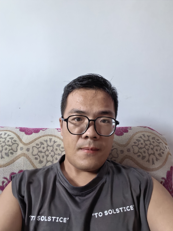 卫TF的第四张照片--汕头相亲服务中心