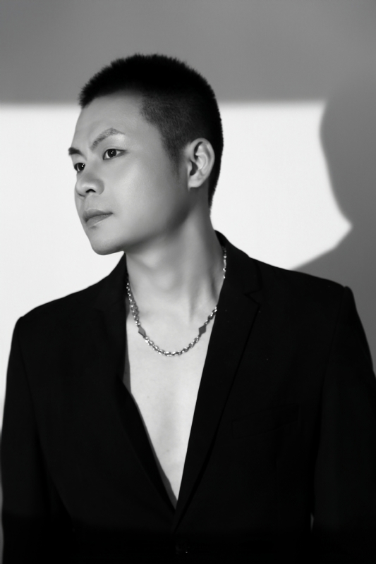 胡杰的第二张照片--汕头相亲服务中心