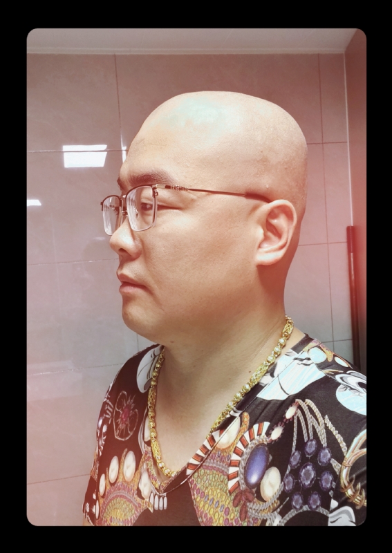 一生诺言的第四张照片--汕头相亲服务中心