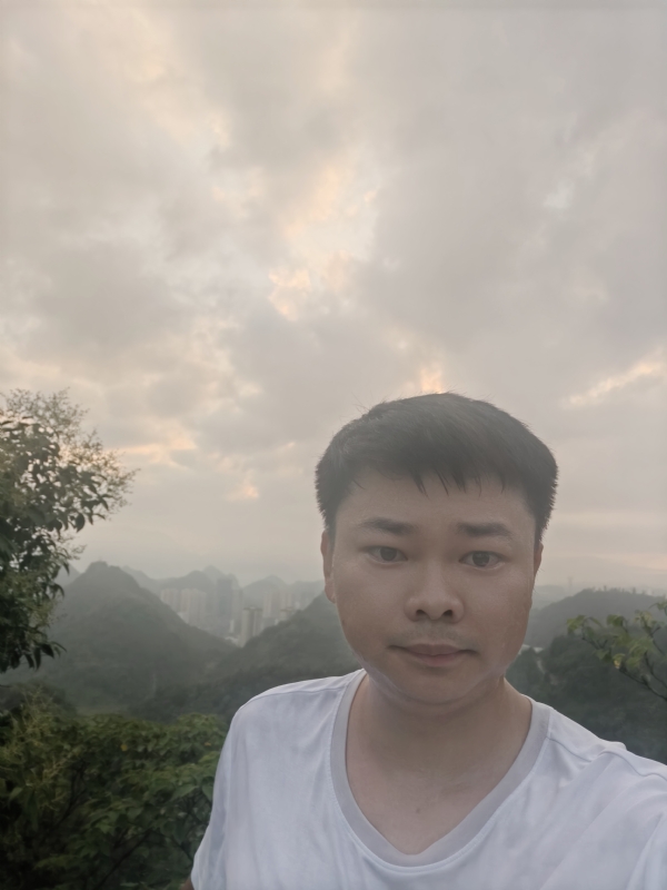 小明同学的第一张照片--汕头相亲服务中心