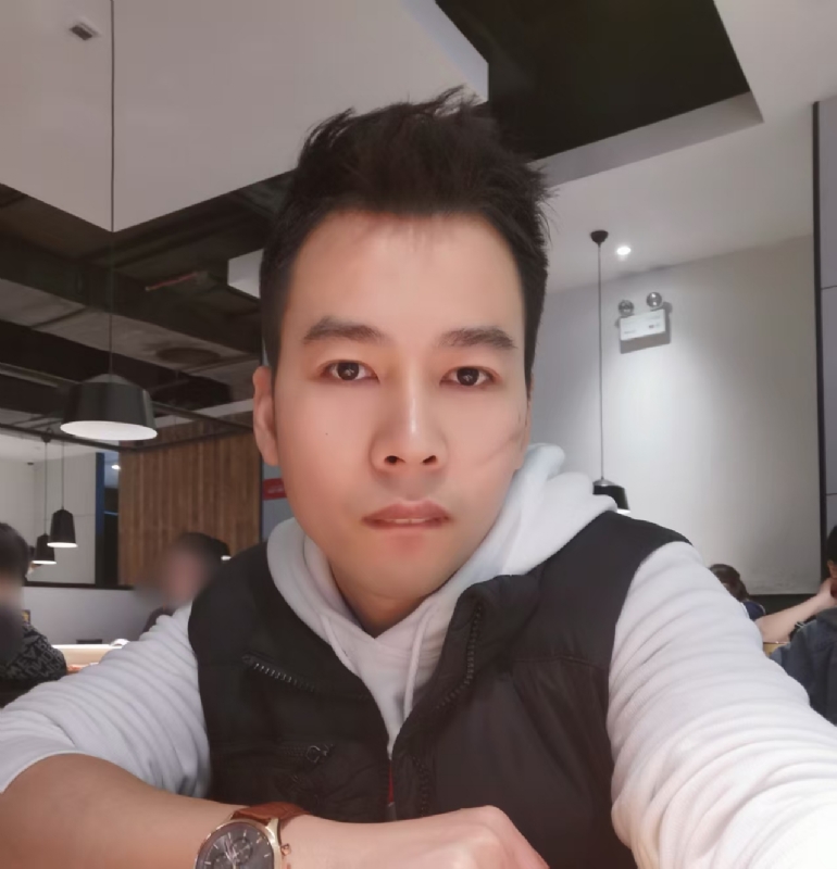 思明的第一张照片--汕头相亲服务中心