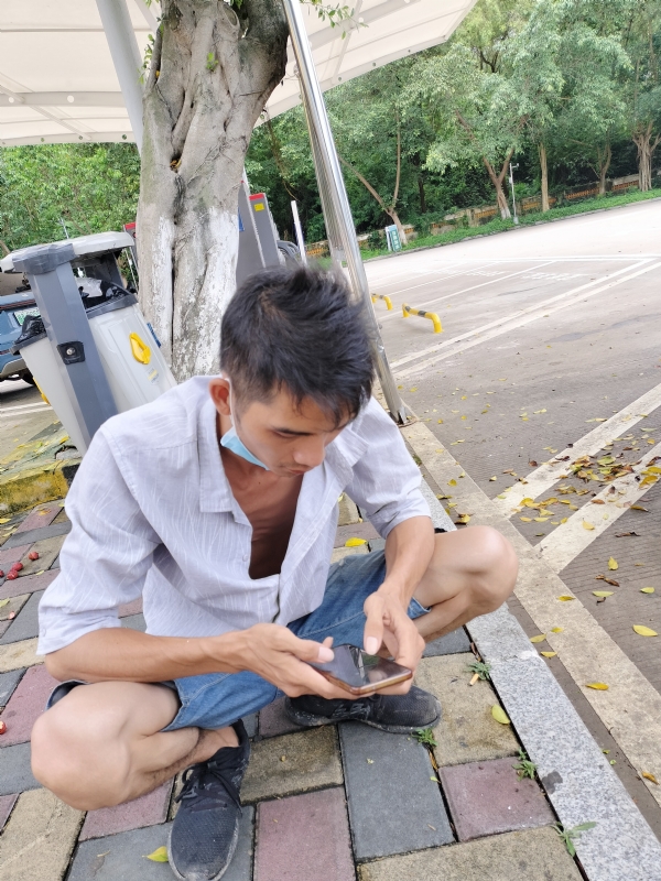 太累了的第一张照片--汕头相亲服务中心