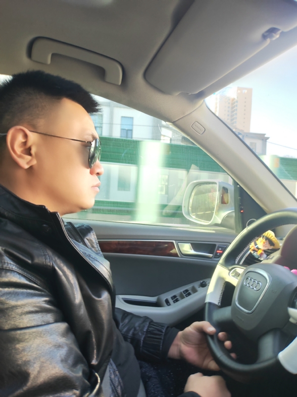 Mr陈的第一张照片--汕头相亲服务中心