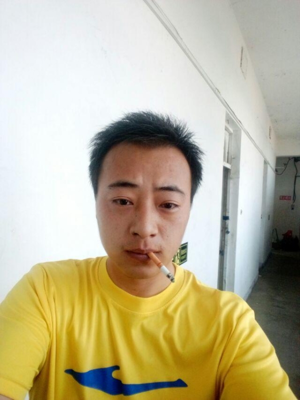 云淡风轻的第二张照片--汕头相亲服务中心