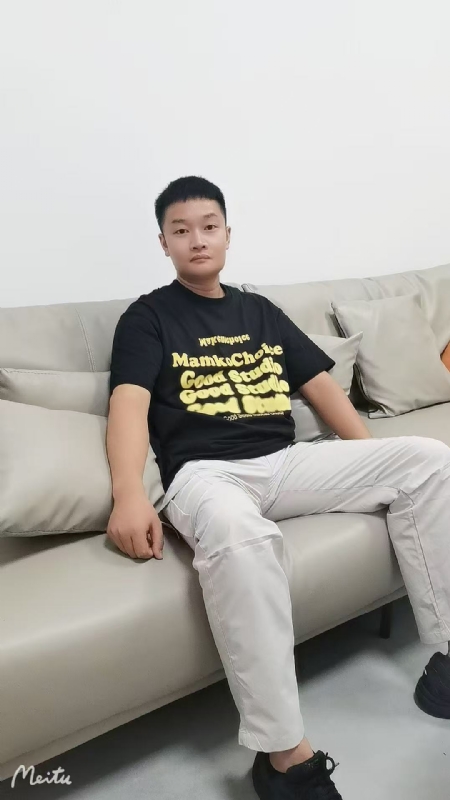 东东的第一张照片--汕头相亲服务中心