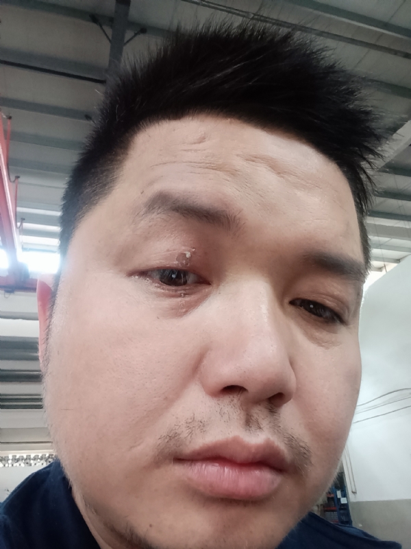 彬彬的第一张照片--汕头相亲服务中心